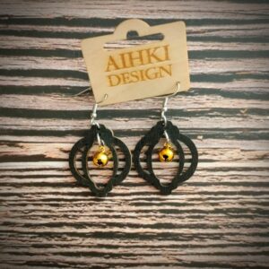 Joulupallo korvakorut