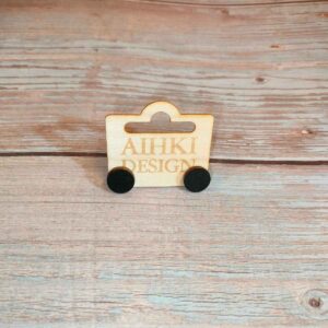 Mini nappikorvakoru pyöreä