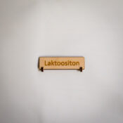 Laktoositon__allergia_kyltti_aihkidesign